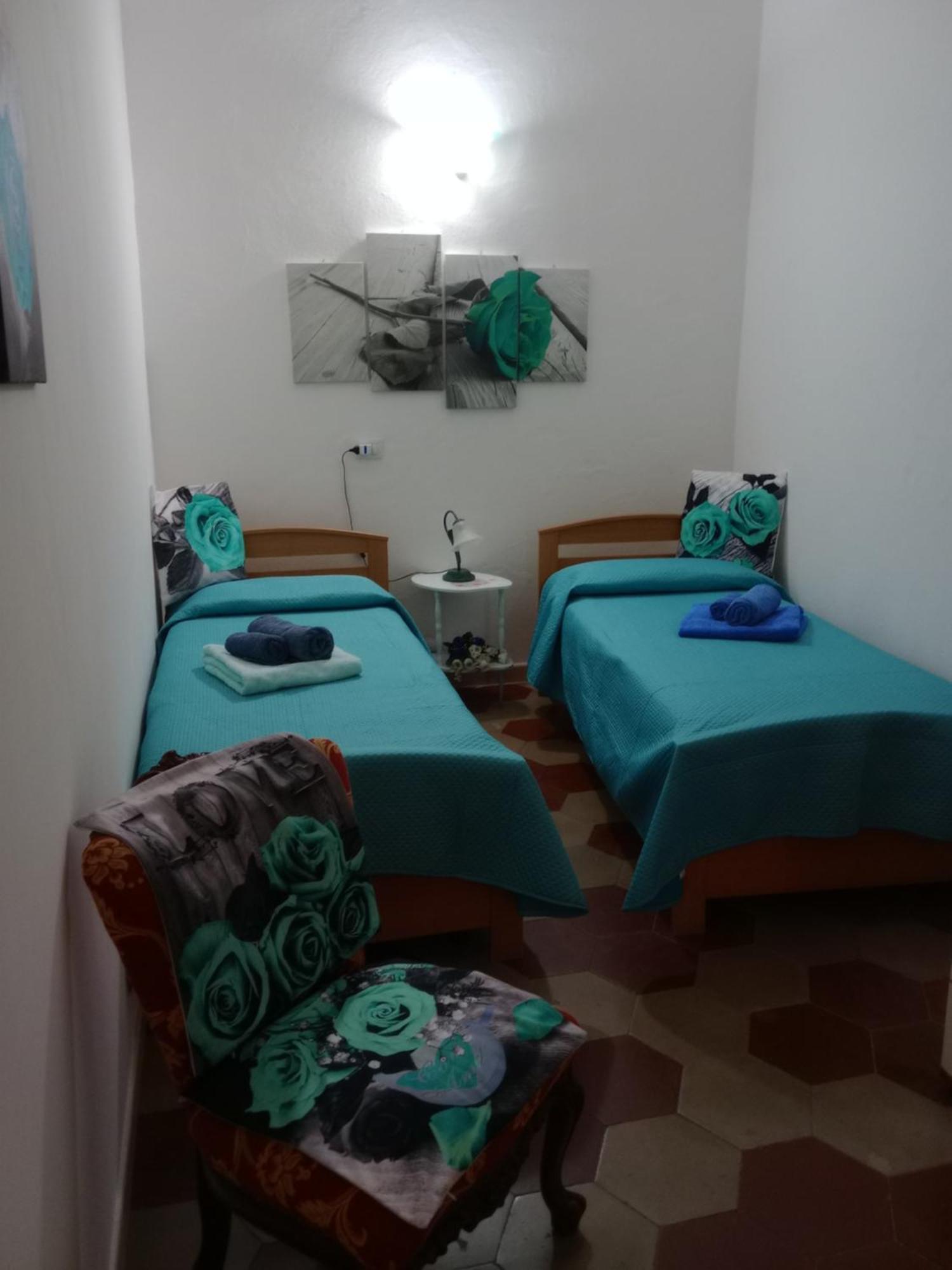 Appartamento vacanze Le rose Bosa Esterno foto